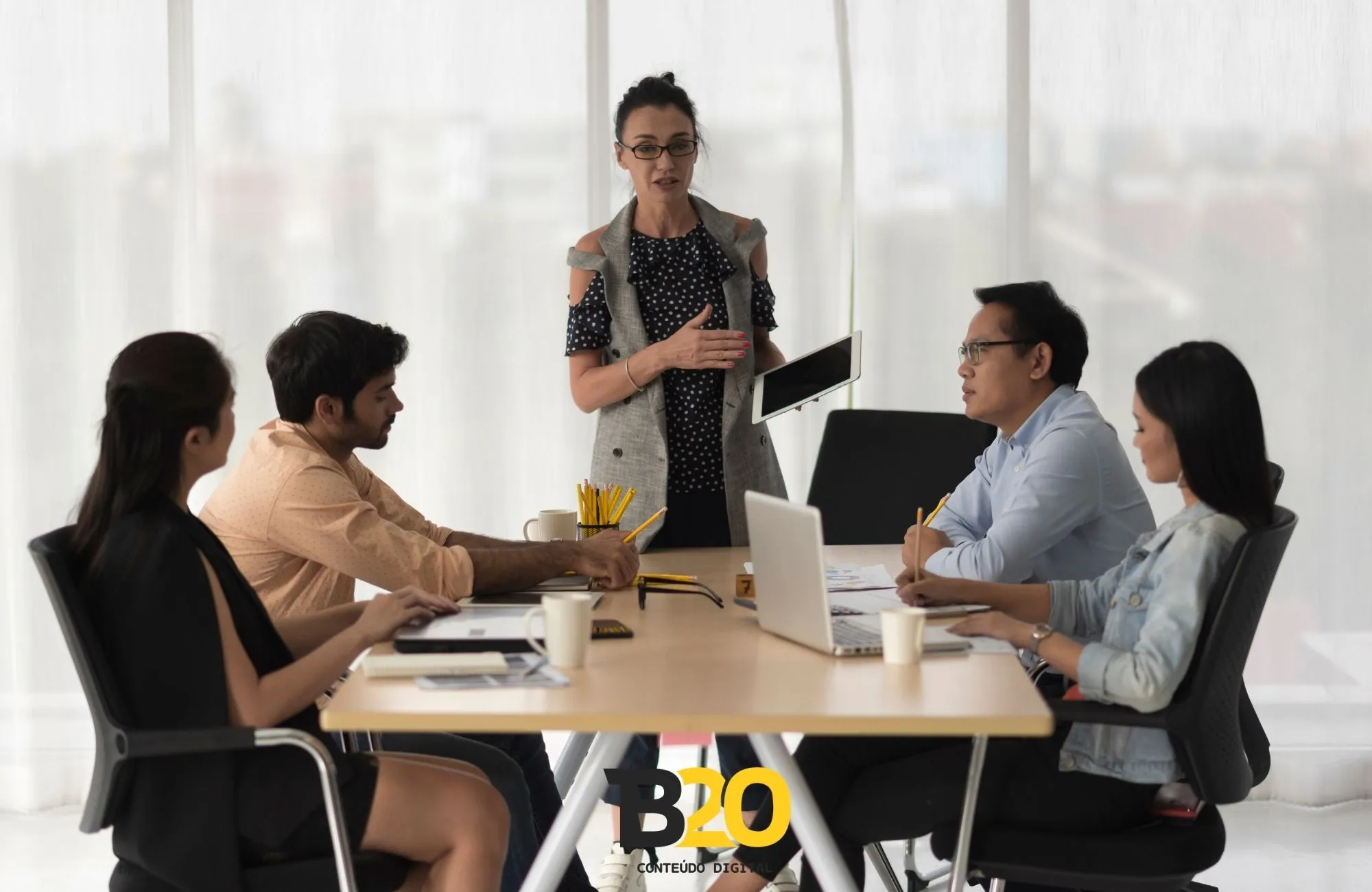 Gatilho mental da curiosidade: como prender a atenção e aumentar o engajamento com conteúdo estratégico